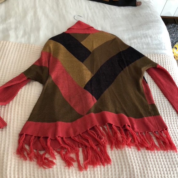 C. Luce sweater! Size small - Picture 7 of 7